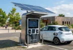 borne de recharge solaire